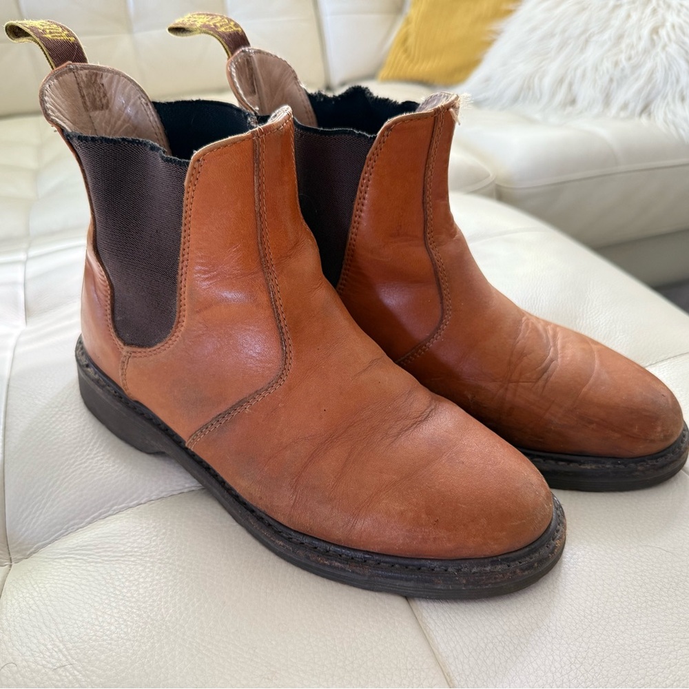 Dr Marten’s cognac Leather Chelsea Boots